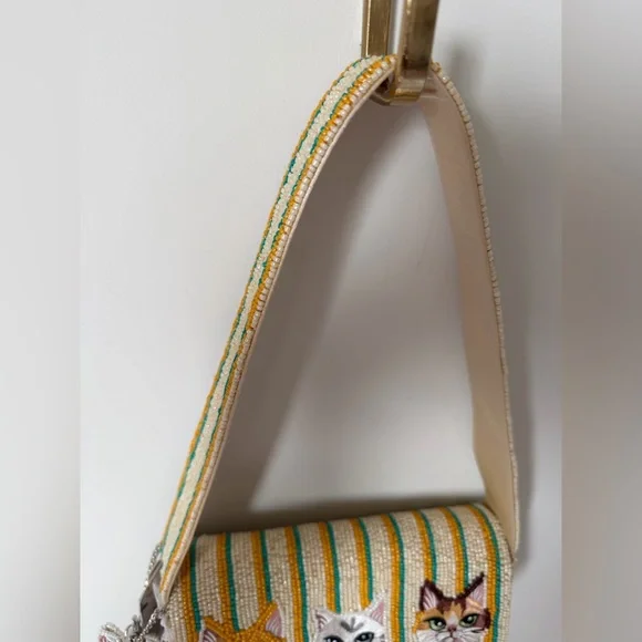 Viral Beaded Cat Design Shoulder Bag - Picture 4 of 5